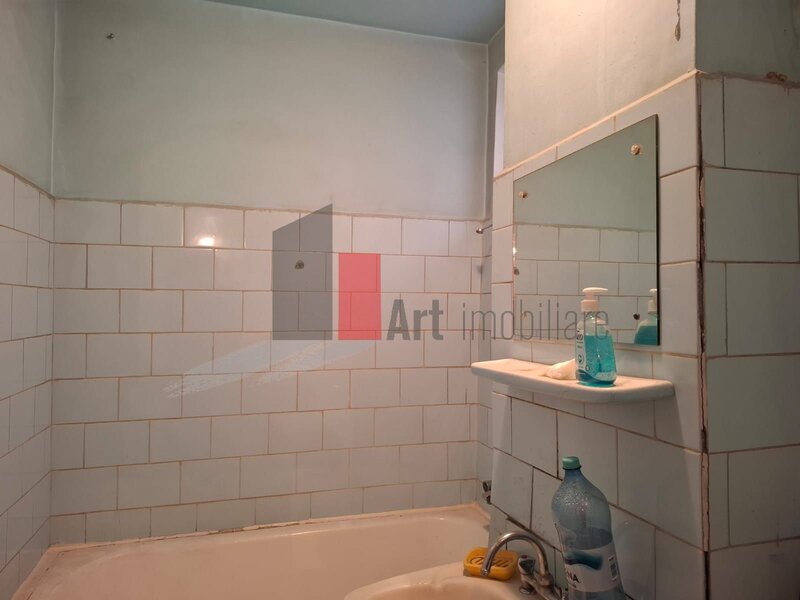 Piata Victoriei, Titulescu apartament