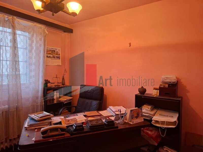 Piata Victoriei, Titulescu apartament